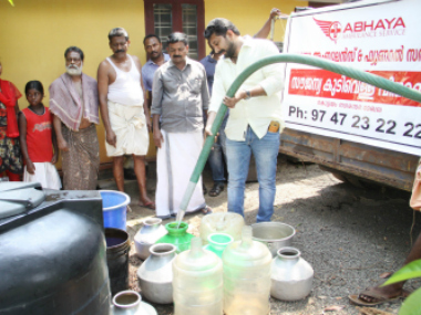 Drought in the Western Ghats Part 3: Ambulance service supplies water to 700 families in Kerala's Kottayam Drought in the Western Ghats Part 3: Ambulance service supplies water to 700 families in Kerala's Kottayam
