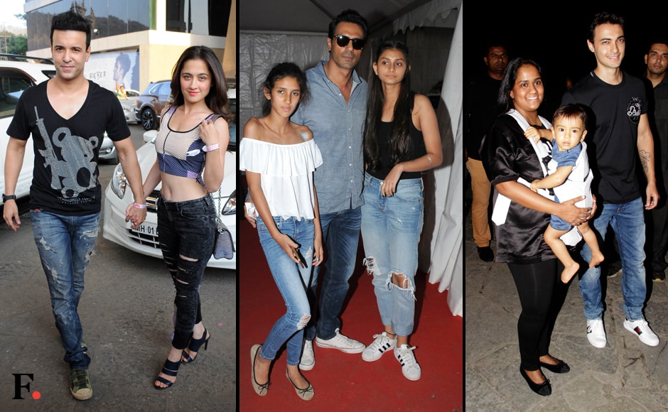 Amir Ali and Sanjeeda Shaikh were Bieber-ready, as were Arjun Rampal's daughters. Arpita and Ayush Sharma brought their tot Ahil to the gig. Photos: Sachin Gokhale/Firstpost Amir Ali and Sanjeeda Shaikh were Bieber-ready, as were Arjun Rampal's daughters. Arpita and Ayush Sharma brought their tot Ahil to the gig. Photos: Sachin Gokhale/Firstpost