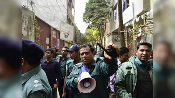 Bangladesh: Five militants, one firefighter killed in suicide blast during raid on militant hideout