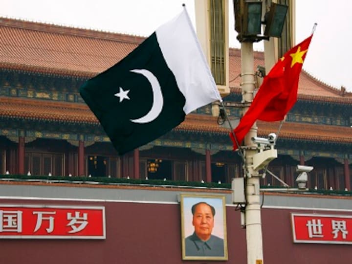 Pakistan signs $500 million deal with China ahead of Beijing's Silk Road summit