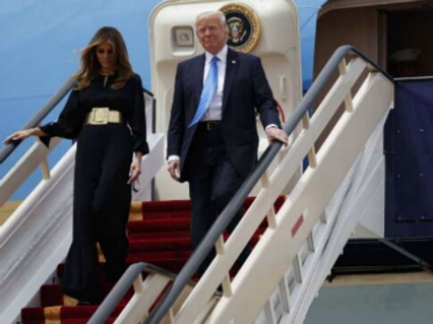 Donald Trump in Saudi Arabia: $110 billion defence deal inked; Rex Tillerson takes a dig at Iran Donald Trump in Saudi Arabia: $110 billion defence deal inked; Rex Tillerson takes a dig at Iran