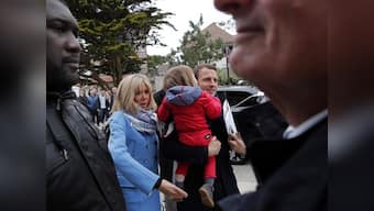 French presidential election: Emmanuel Macron files complaint over 'offshore account' claims in TV debate