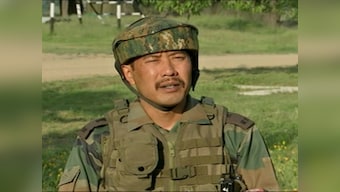 Major Leetul Gogoi, who used civilian as human shield in Budgam, held with minor at Srinagar hotel; faces probe