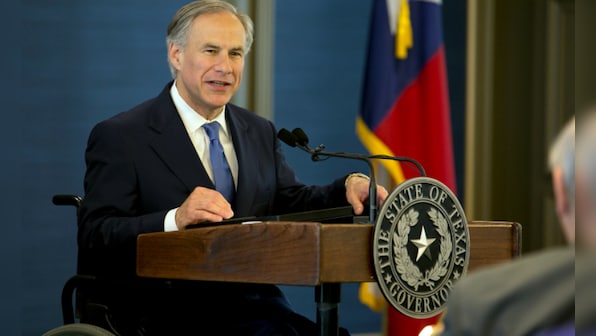 Texas Governor Greg Abbott sings bill banning 'sanctuary cities'