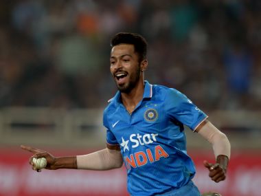 India vs Australia: Hardik Pandya is 'ideal all-rounder after Kapil Dev', says Lalchand Rajput India vs Australia: Hardik Pandya is 'ideal all-rounder after Kapil Dev', says Lalchand Rajput