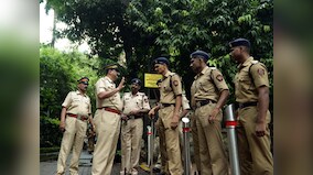 Cops claim to bust illegal phone exchange racket in Maharashtra, suspect Pakistan intelligence