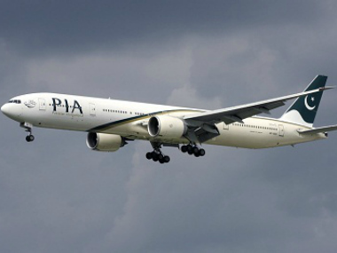 Pakistan International Airlines crew briefly detained, plane searched at Heathrow Pakistan International Airlines crew briefly detained, plane searched at Heathrow