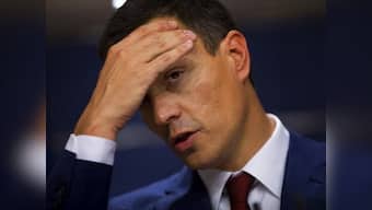 Spain's Socialist party re-elects fierce govt critic Pedro Sanchez leader