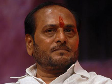 Ban on crackers in Maharashtra? Minister Ramdas Kadam says Mumbai isn't as bad Delhi, will raise issue with Devendra Fadnavis Ban on crackers in Maharashtra? Minister Ramdas Kadam says Mumbai isn't as bad Delhi, will raise issue with Devendra Fadnavis