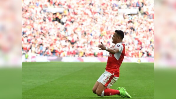 Premier League: Alexis Sanchez will stay at Arsenal, according to club's captain Per Mertesacker
