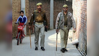Mathura: Uttar Pradesh Police suspends 3 policemen after robbers kill 2 traders