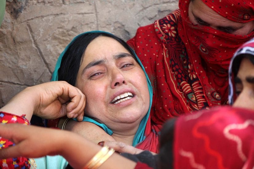 Kashmir Ground Report Army Officer Ummer Fayaz Killed Sister S