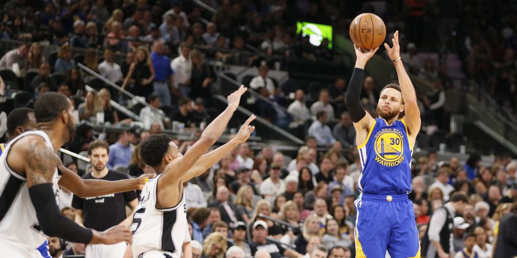 NBA playoffs: Stephen Curry, Kevin Durant shine as ...