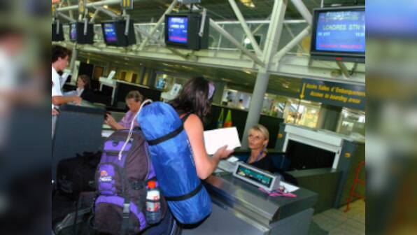 US, Europe to discuss plans to extend laptop ban on flights