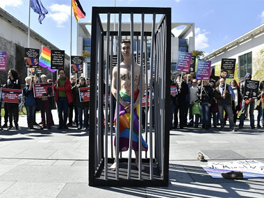 Russian officials investigate claims of anti-gay killings in Chechnya Russian officials investigate claims of anti-gay killings in Chechnya