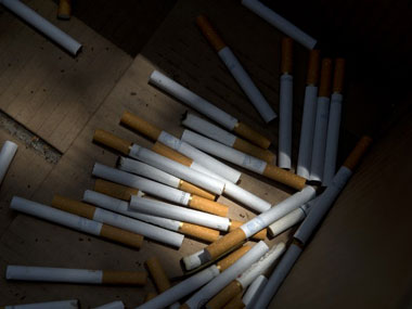 Research says light cigarettes may increase risk of developing lung adenocaricinoma Research says light cigarettes may increase risk of developing lung adenocaricinoma