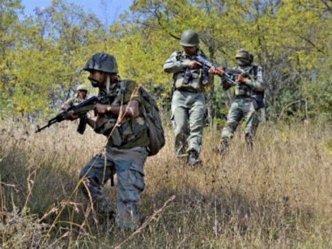 CRPF personnel opens fire, kills 4 jawans in Chattisgarh-India News ...