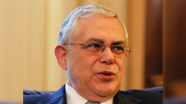 Ex-Greece prime minister Lucas Papademos injured in car blast: Report