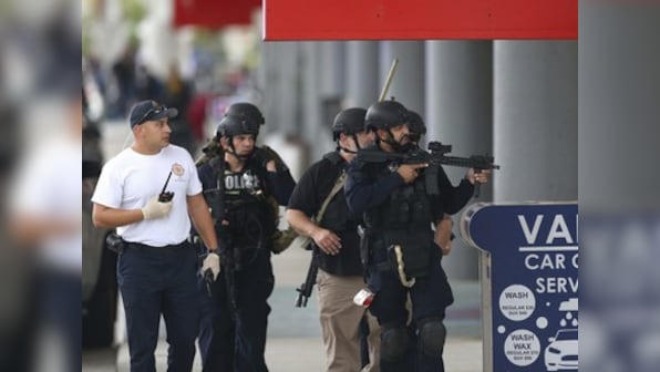 Man wielding fake gun at Orlando airport arrested after 3-hour standoff; flight operations resume