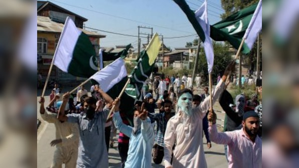 Kashmir unrest: Split between Hurriyat and Hizbul Mujahideen calls for caution to restore peace in Valley