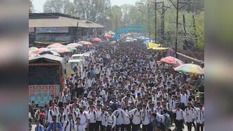 Kashmir unrest: Student protesters clash with security forces in Srinagar