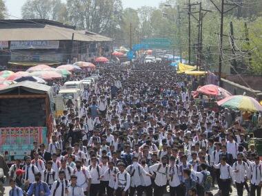 Kashmir unrest: Student protesters clash with security forces in Srinagar