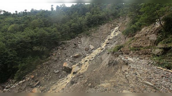 Uttarakhand: Landslide near Rishikesh-Badrinath NH, thousands feared stranded