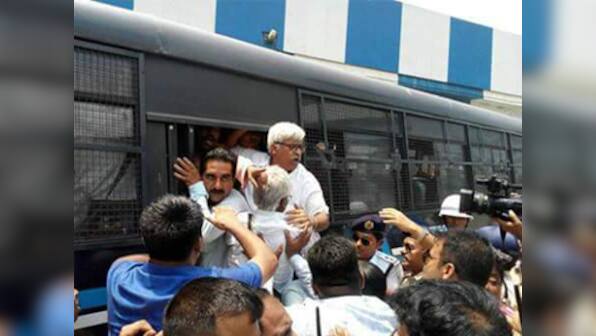 March to Nabanna: Several injured as Kolkata police crack down heavily on Left Front's peasants' rally