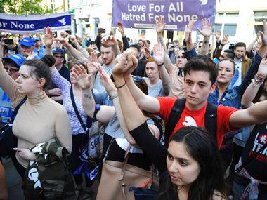 Manchester bombing spurs rise in racial abuse: Muslim student spat on, another told to 'stop bombing' Manchester bombing spurs rise in racial abuse: Muslim student spat on, another told to 'stop bombing'