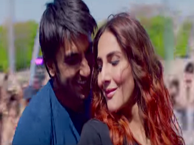 Ranveer Singh, Vaani Kapoor's 'Nashe Si Chadh Gayi' from Befikre becomes most viewed YouTube video Ranveer Singh, Vaani Kapoor's 'Nashe Si Chadh Gayi' from Befikre becomes most viewed YouTube video
