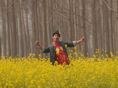 Sushant Singh Rajput pays tribute to Shah Rukh Khan in Raabta song, says he is a great fan Sushant Singh Rajput pays tribute to Shah Rukh Khan in Raabta song, says he is a great fan