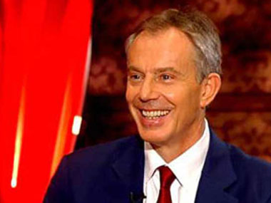 UK ex-prime minister Blair becomes Sir Tony with Queen's knighthood UK ex-prime minister Blair becomes Sir Tony with Queen's knighthood