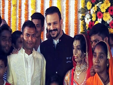 Acid attack survivor finds love via wrong number; Vivek Oberoi attends the wedding Acid attack survivor finds love via wrong number; Vivek Oberoi attends the wedding