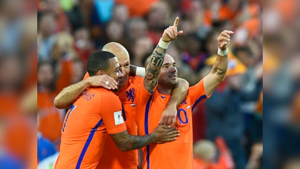 World Cup qualifiers: Netherlands mark Dick Advocaat's return as manager with 5-0 thumping of Luxembourg