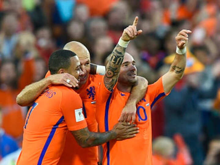 World Cup qualifiers: Netherlands mark Dick Advocaat's return as manager with 5-0 thumping of Luxembourg
