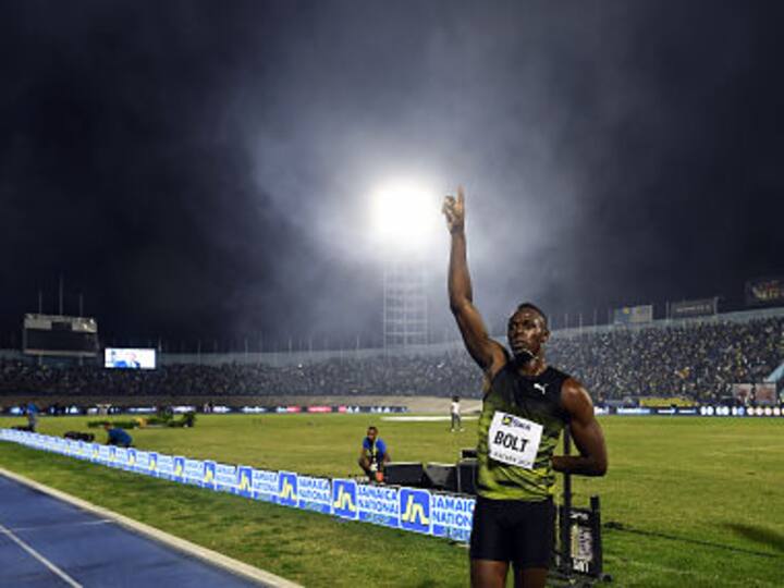 Usain Bolt snatches emotional victory in final 100m race in Jamaica
