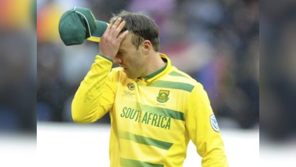Faf du Plessis draws former South Africa players' ire for indulging AB de Villers on Test unavailability