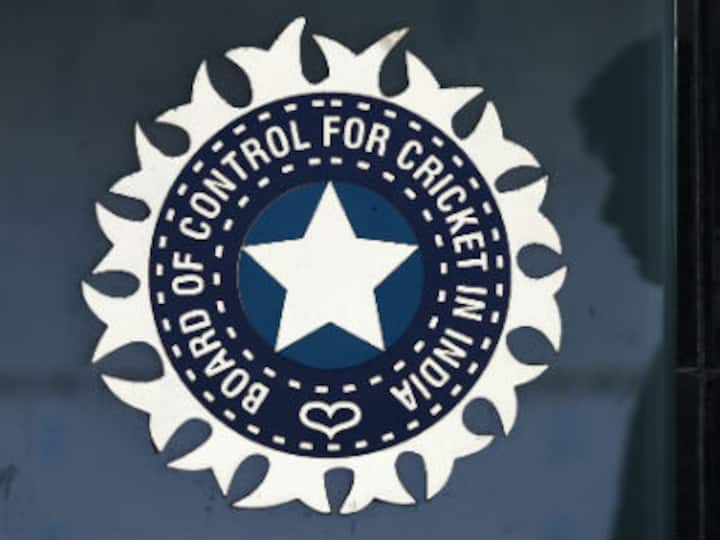 BCCI's COA proposes 2-year contract, ends IPL stints for national team coaches