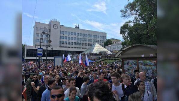 Putin critic Alexei Navalny arrest causes uproar, nearly 1,000 supporters detained in Russia