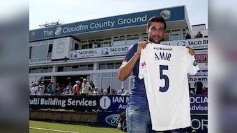 Pakistan's Mohammad Amir continues Champions Trophy 2017 form with pink ball for Essex