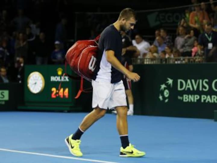British tennis player Dan Evans dumped by sponsor Ellesse after testing positive for cocaine