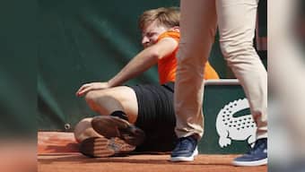 French Open 2017: David Goffin retires after injuring ankle, players sorry for 'freak accident'