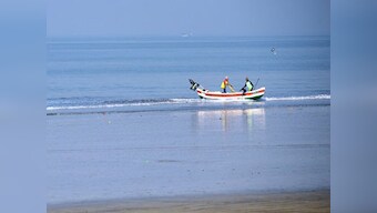 Sri Lanka arrests 21 Indian fishermen; K Palaniswami calls for Centre's intervention