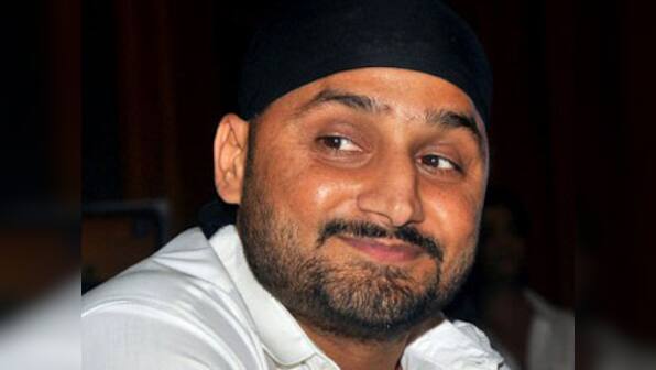 Harbhajan Singh to make singing debut; will collaborate with composer Mithoon for single