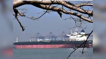 Qatar diplomatic crisis: Gulf nation launches direct shipping services with Oman ports amid row