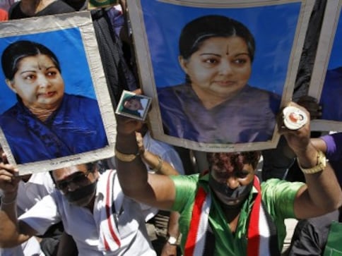 Jayalalithaa death case: No hurdle before Justice Arumugasamy Commission to continue inquiry, says Madras high court Jayalalithaa death case: No hurdle before Justice Arumugasamy Commission to continue inquiry, says Madras high court