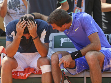 French Open 2017: Juan Martin del Potro advances after Nicolas Almagro's tearful withdrawal French Open 2017: Juan Martin del Potro advances after Nicolas Almagro's tearful withdrawal