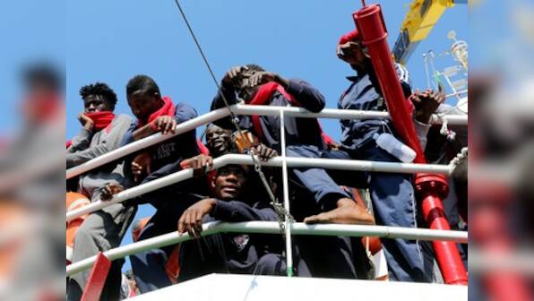 France to take in 25 African migrants evacuated from Libya, to be given refugee status by January