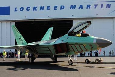 Aero India 2019: Lockheed Martin, Tata arm to jointly produce F-21 fighter jet locally; unveil model for India