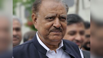On Pakistan Day, president Mamnoon Hussain accuses India of putting 'regional peace at stake'
